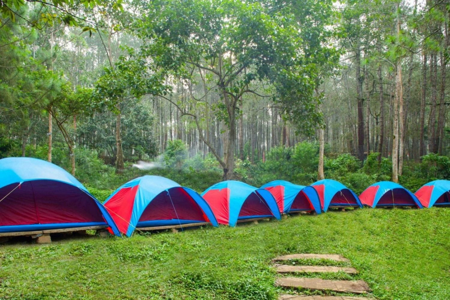 Tenda DOME di Grafika Cikole Lembang.